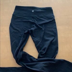 Black lulu lemon leggings